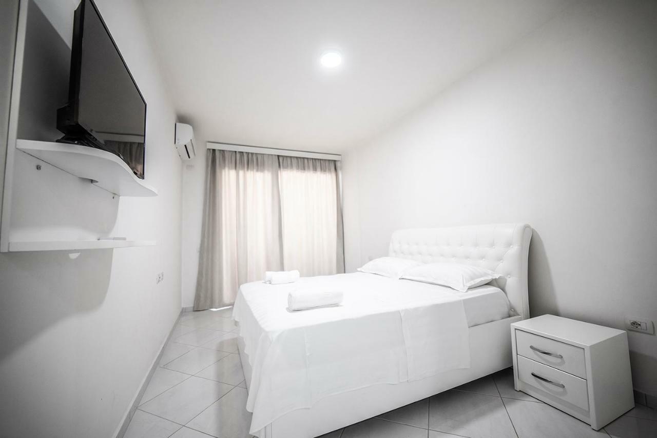 Royal Palace Aparthotel Lezhe Ngoại thất bức ảnh