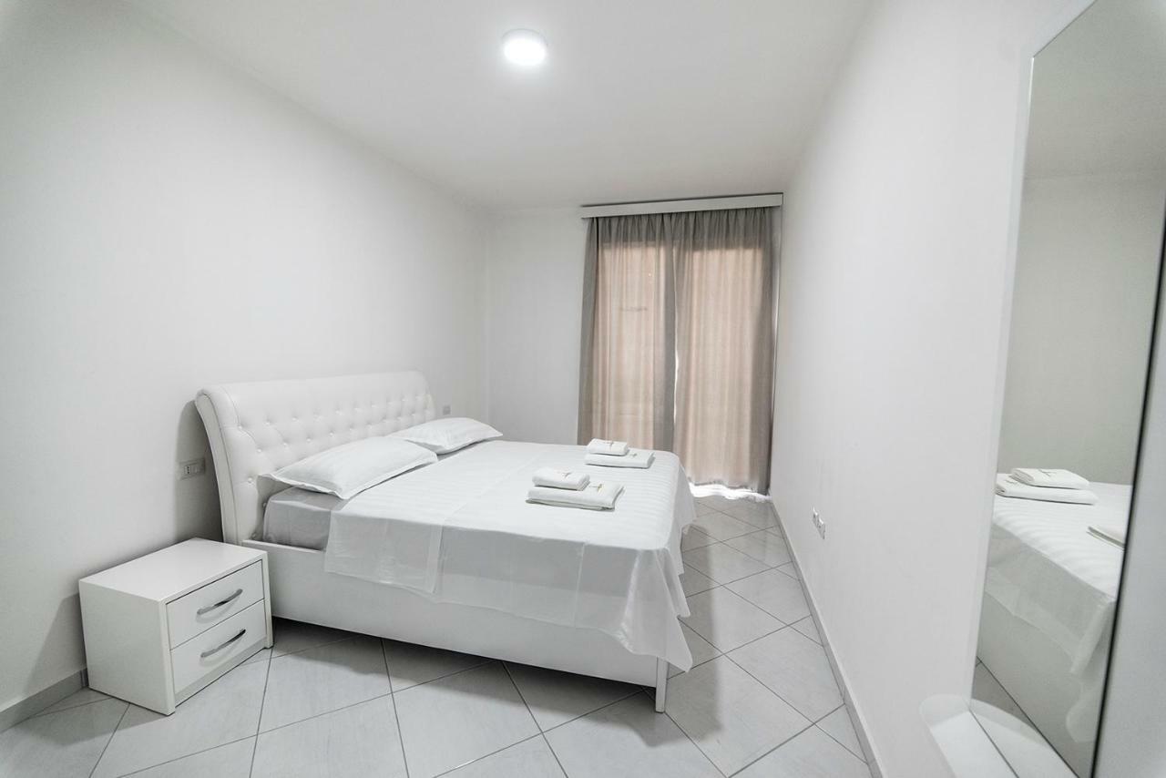 Royal Palace Aparthotel Lezhe Ngoại thất bức ảnh